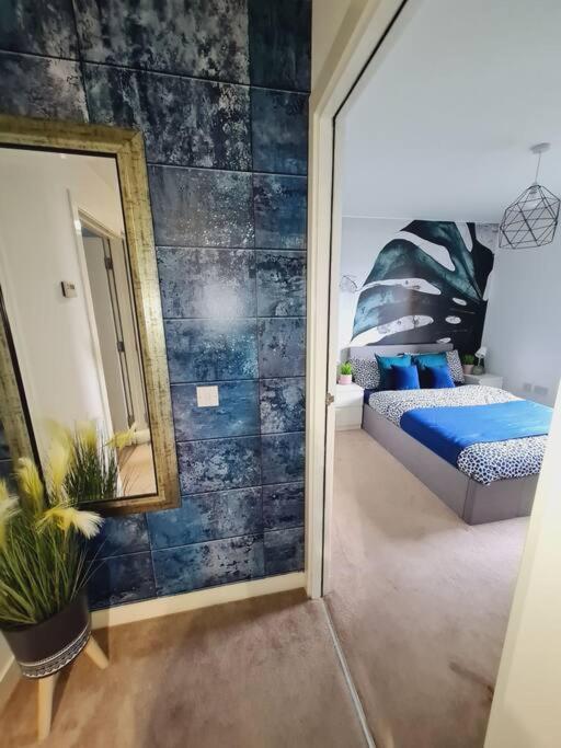 Stylish 2 Bedroom Apartment / Free Gated Parking Глазго Екстер'єр фото